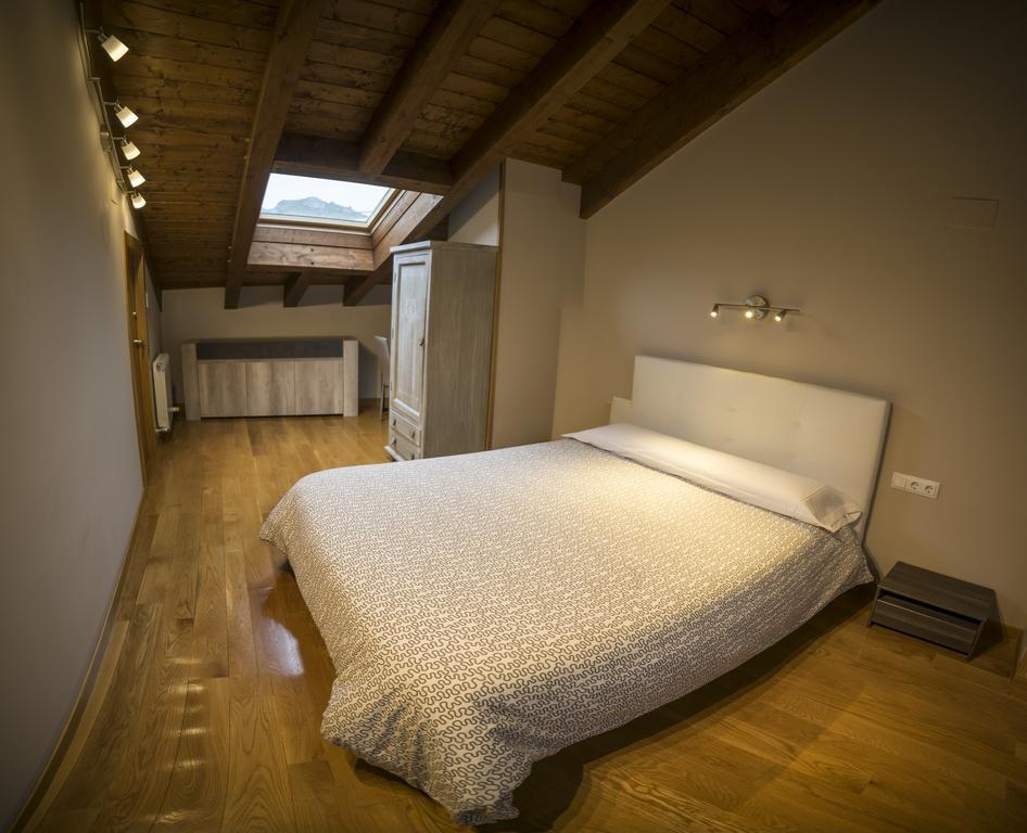 エステーリャApartamento Gure Ganbaraアパートメント エクステリア 写真