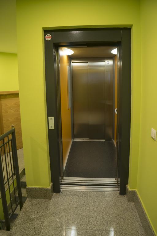 エステーリャApartamento Gure Ganbaraアパートメント エクステリア 写真